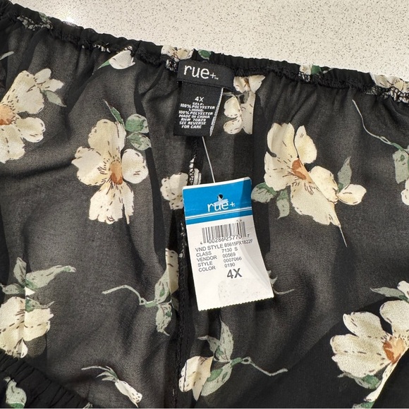 Rue+ Floral Black Women's Crop Top Size 4x NWT - Picture 7 of 7